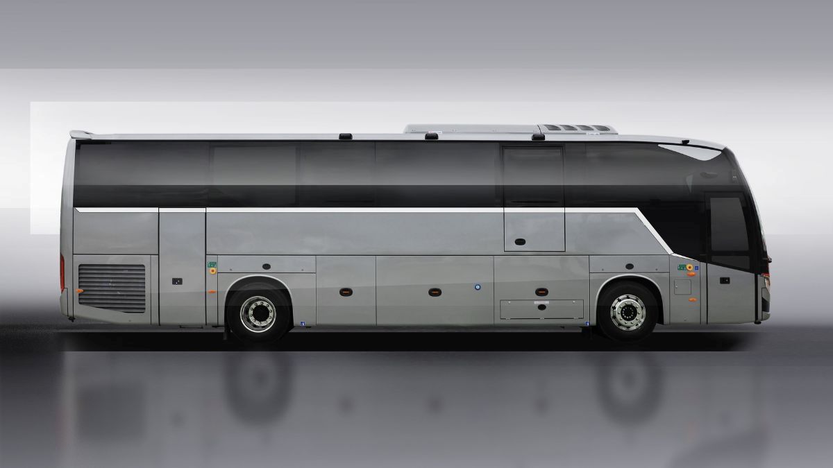 King Long presenta el nuevo modelo del autocar C13HD Hi-Tech-3 King Long presenta el nuevo modelo del autocar C13HD Hi-Tech-3