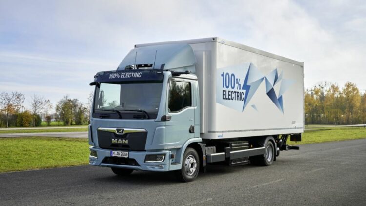 El camión eléctrico MAN eTGL se presenta en primicia en Solutrans 2025