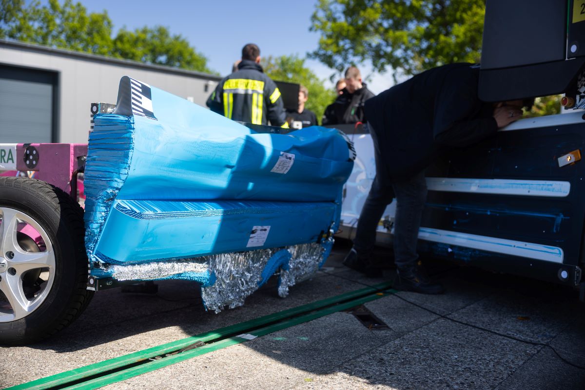 MERCEDESBENZeActros600SEGURIAD5