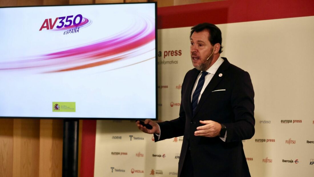 Óscar Puente anuncia actuaciones para aumentar a 350 Km/h la alta velocidad Madrid-Barcelona. MTMS Óscar Puente anuncia actuaciones para aumentar a 350 Km/h la alta velocidad Madrid-Barcelona