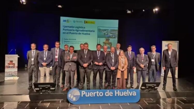 Más de un centenar de participantes en la I Jornada Logística Portuaria Agroalimentaria del Puerto de Huelva