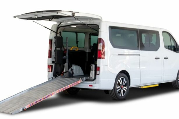 Rehatrans y Renault Trucks mejoran la accesibilidad con el nuevo Trafic adaptado