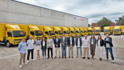 Transportes Ocón renueva su flota de reparto con 15 camiones eléctricos FUSO eCanter