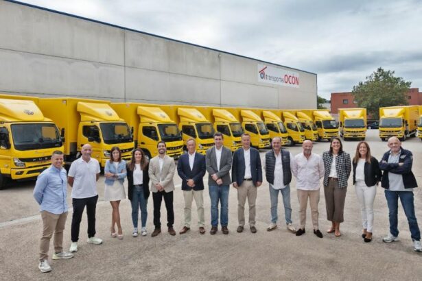 Transportes Ocón renueva su flota de reparto con 15 camiones eléctricos FUSO eCanter