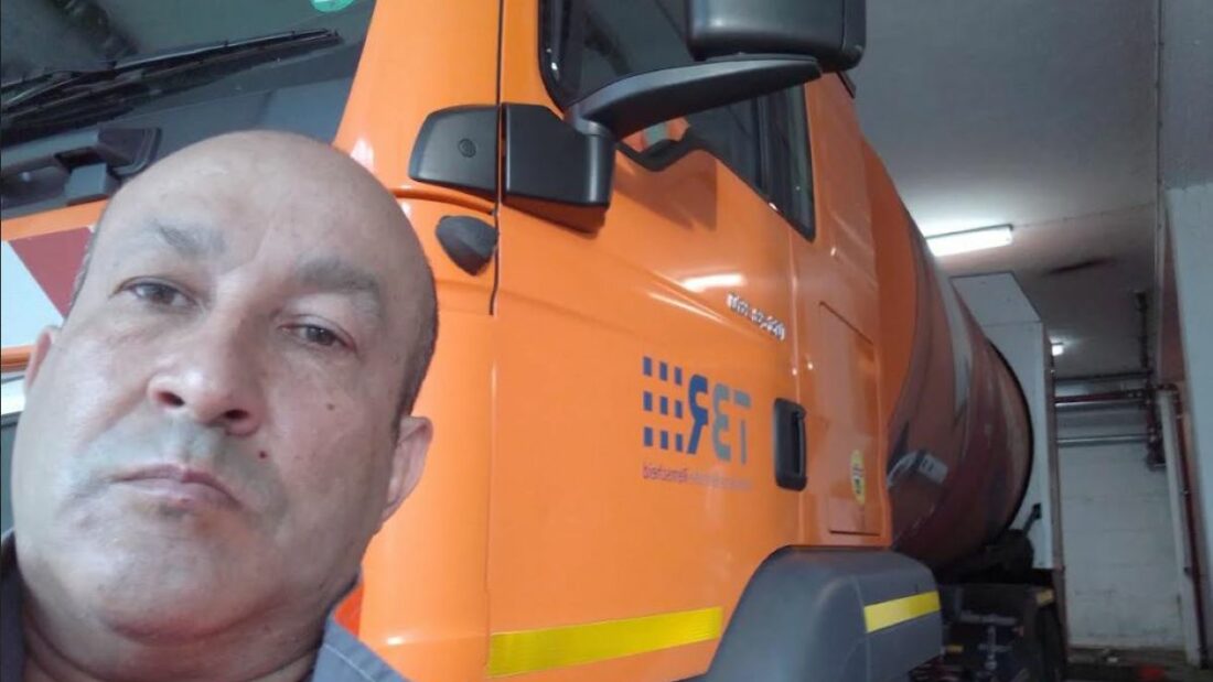 Un simple basurero en Alemania. Un español en Alemania. Foto: José Mateos Mariscal Un simple basurero en Alemania. Un español en Alemania. Foto: José Mateos Mariscal