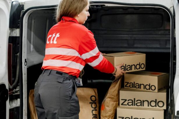 Zalando elige a CTT como socio para la entrega de pedidos en la Península Ibérica
