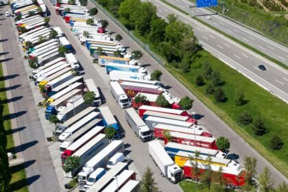 En Europa hacen falta urgentemente aparcamientos seguros para los camioneros