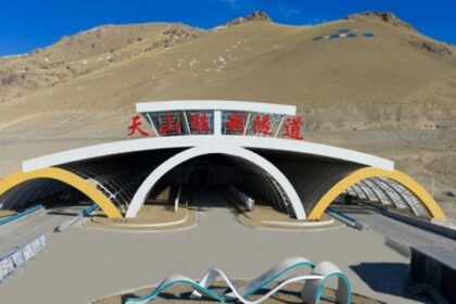China inaugura el túnel de carretera más largo del mundo