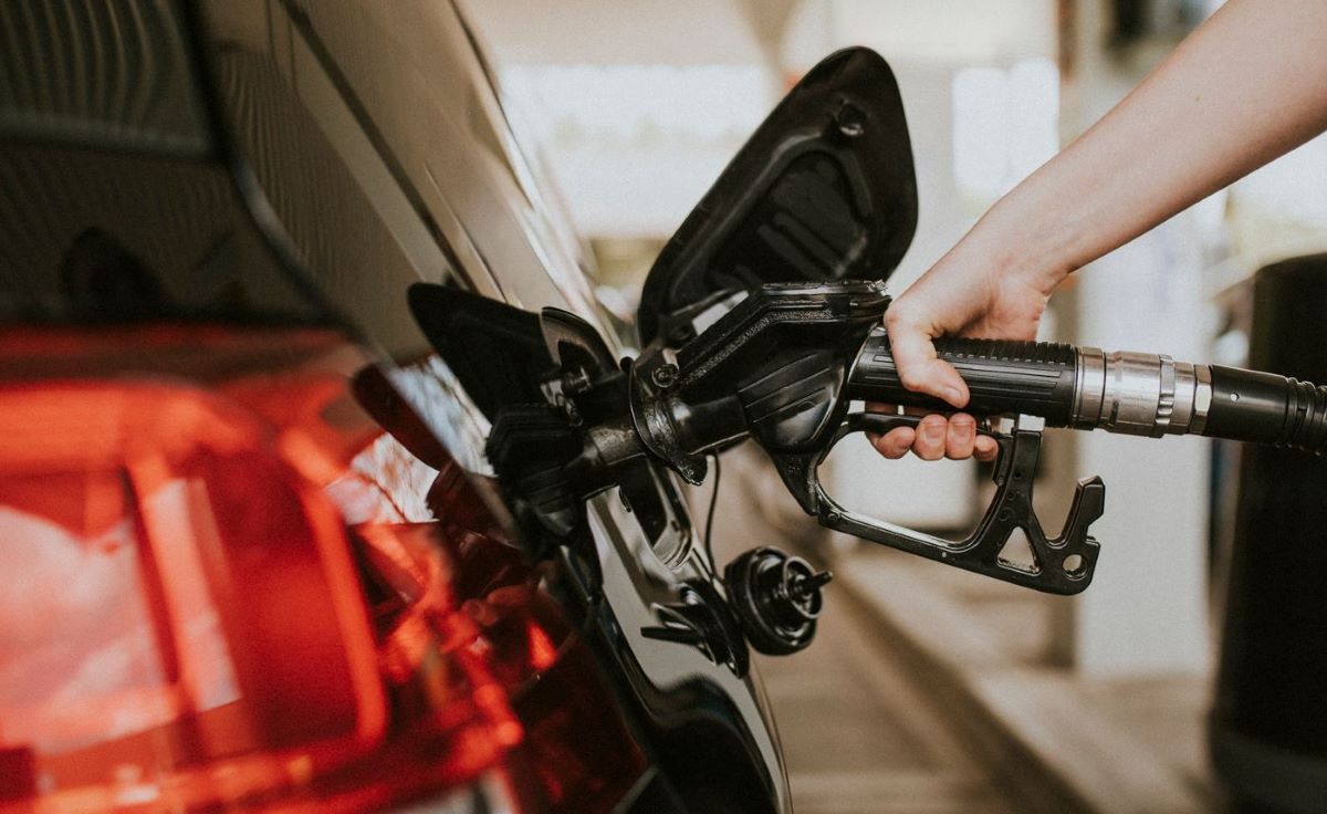 Un combustible low cost puede costar 10-15 céntimos menos por litro que uno de marca. Foto: Grupo Moure Un combustible low cost puede costar 10-15 céntimos menos por litro que uno de marca