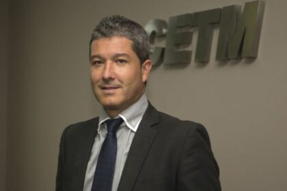 Javier Arnedo reafirma el papel clave de CONETRANS en la defensa y dignificación del transporte por carretera