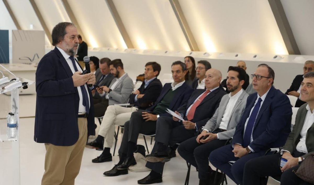 La IRU en la presentación de su informe en España: descarbonizar sin perder rentabilidad