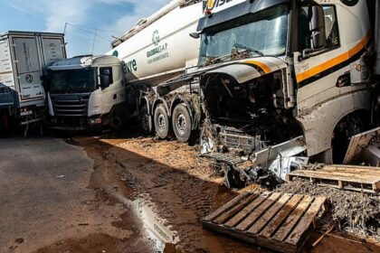 La DGT ha dado de baja camiones afectados por la DANA sin avisar
