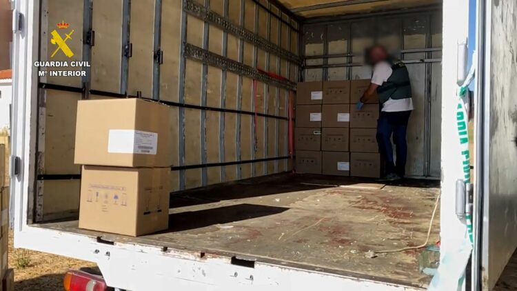 Desarticulada una organización dedicada al robo en el interior de camiones