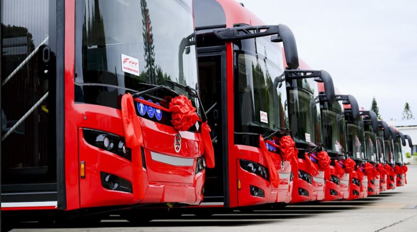 FPT entrega del primer autobús de gas natural Golden Dragon en Serbia