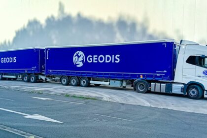 GEODIS impulsa su actividad con una nueva inversión en duotrailers en España