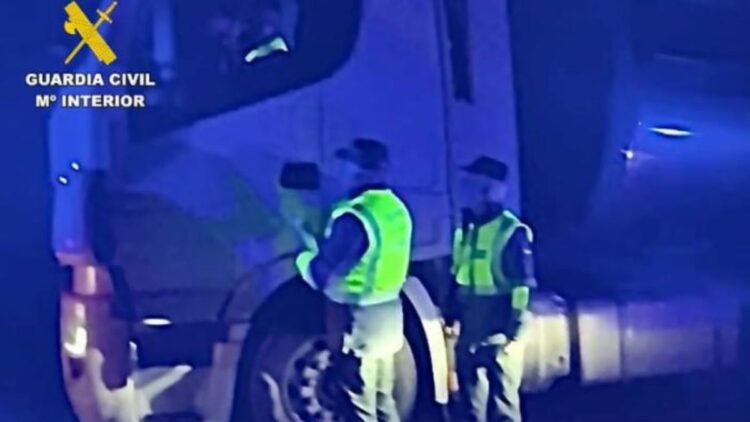 Investigado un camionero por conducción temeraria y sextuplicar la tasa de alcohol