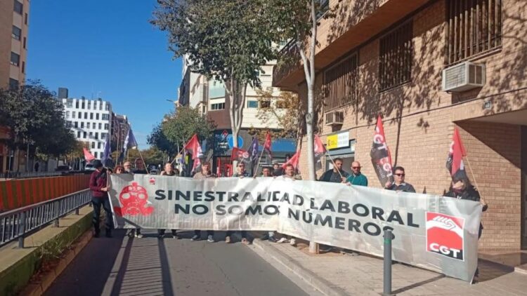 Decenas de personas denuncian en Castellón la siniestralidad laboral