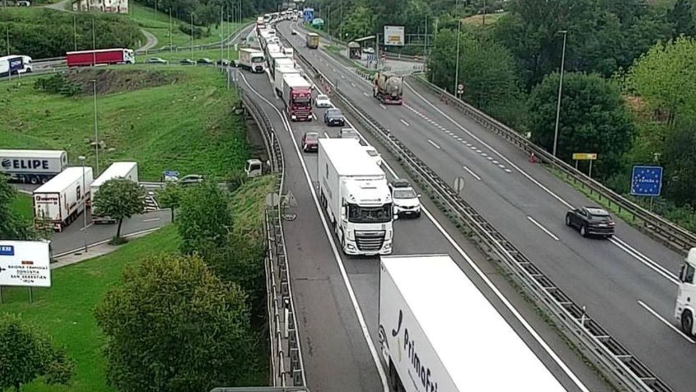 Cortado el peaje de Biriatou para camiones por las protestas de agricultores franceses