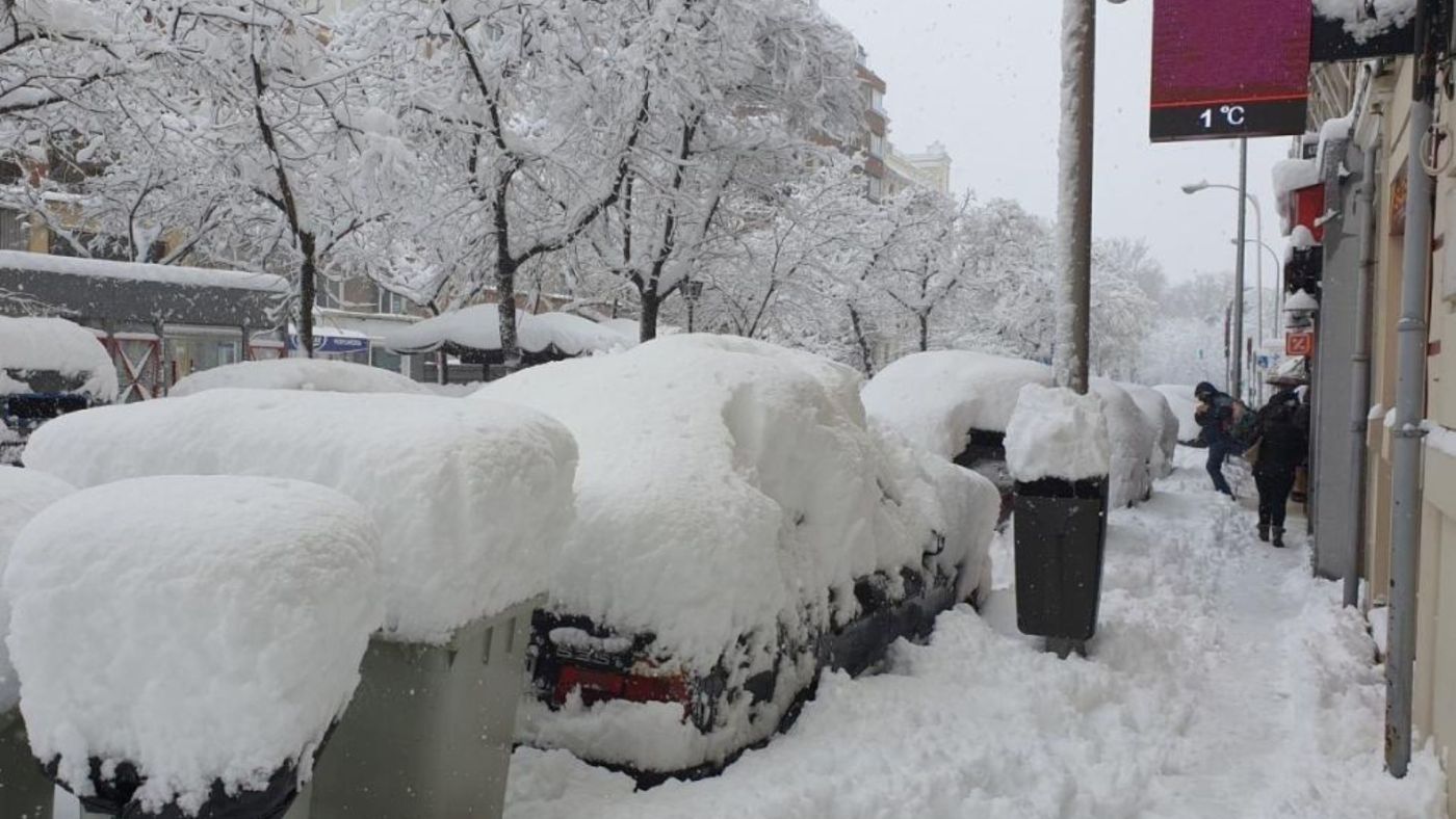 Alerta por nevadas en cotas bajas y lluvias intensas al menos hasta el martes 6