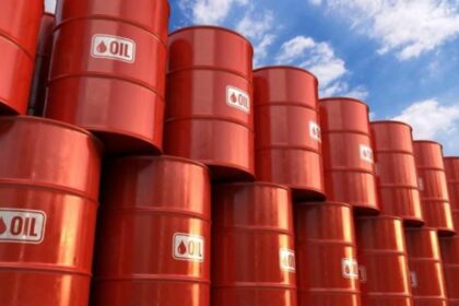 El Consejo de Ministros ha autorizado la liberación de productos petrolíferos equivalentes al consumo de 12,3 días