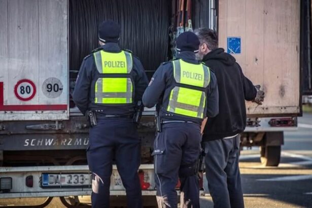 3 detenidos por intentar estafar a un transportista