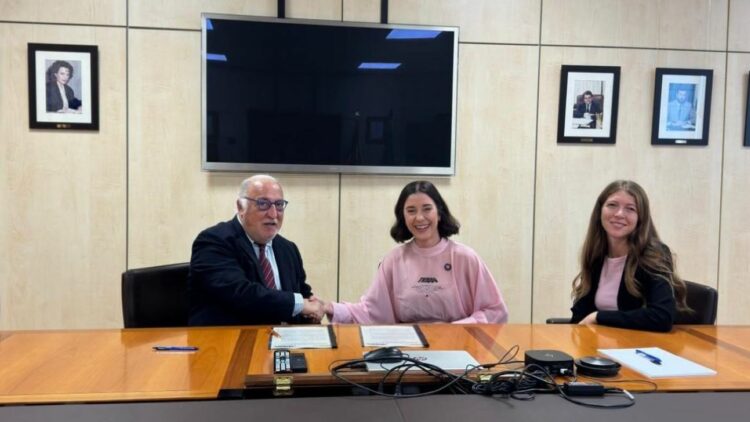 La DGT y TRIBBU colaboran en un proyecto de coche compartido para trabajadores