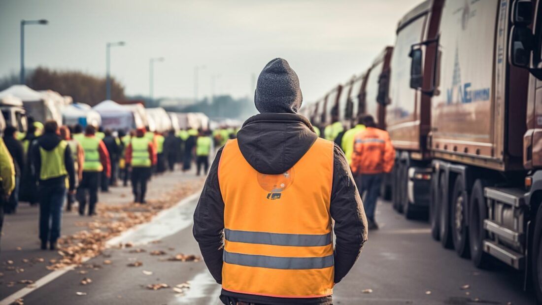 Las empresas de transporte francesas piden protección por las protestas de los agricultores