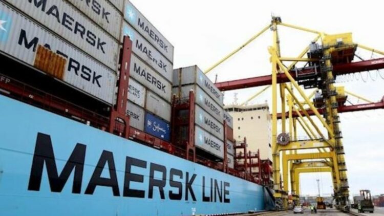 Maersk piensa en volver a Suez pero Yemen sigue siendo violento