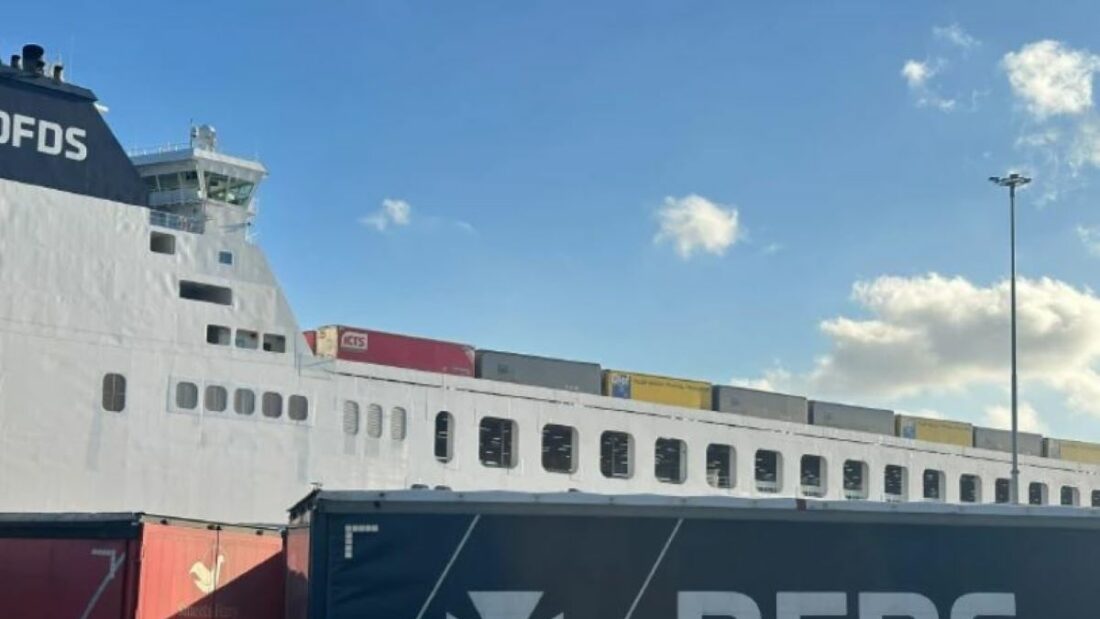 LIT Speditions GmbH amplía su negocio de transporte a Gran Bretaña y adquiere 440 megatráilers: Foto: LIT Speditions GmbH LIT Speditions GmbH amplía su negocio de transporte a Gran Bretaña y adquiere 440 megatráilers