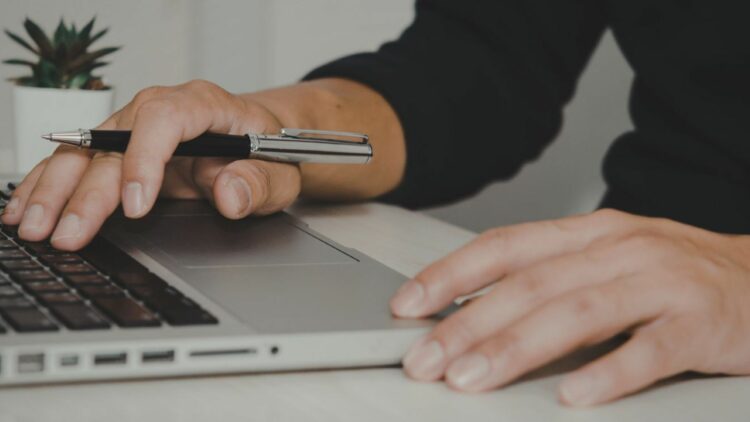 Optimización de la cadena de suministro: Integra ERP y SGA para una visión global del negocio