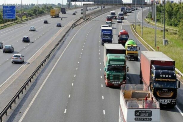 Las empresas de logística de Reino Unido piden al Gobierno que no aumente los impuestos al gasóleo