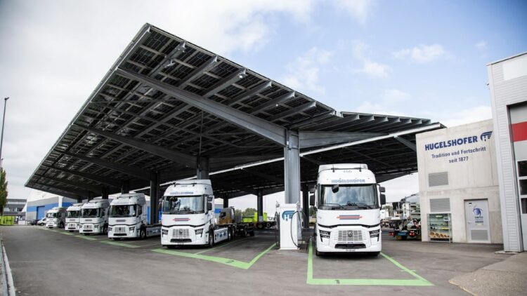 El Renault Trucks E-Tech T demuestra su rendimiento recorriendo más de 1.000 kilómetros en 24 horas