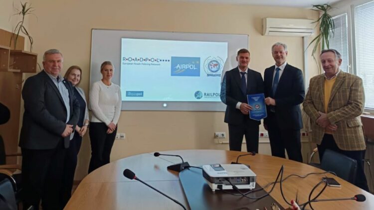 ROADPOL organizó una reunión estratégica de las redes europeas de aplicación de la legislación en materia de transporte