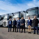 Volvo Trucks entrega 30 camiones Volvo FH 500 CV I-Save para la creación de la flota propia de Holcim