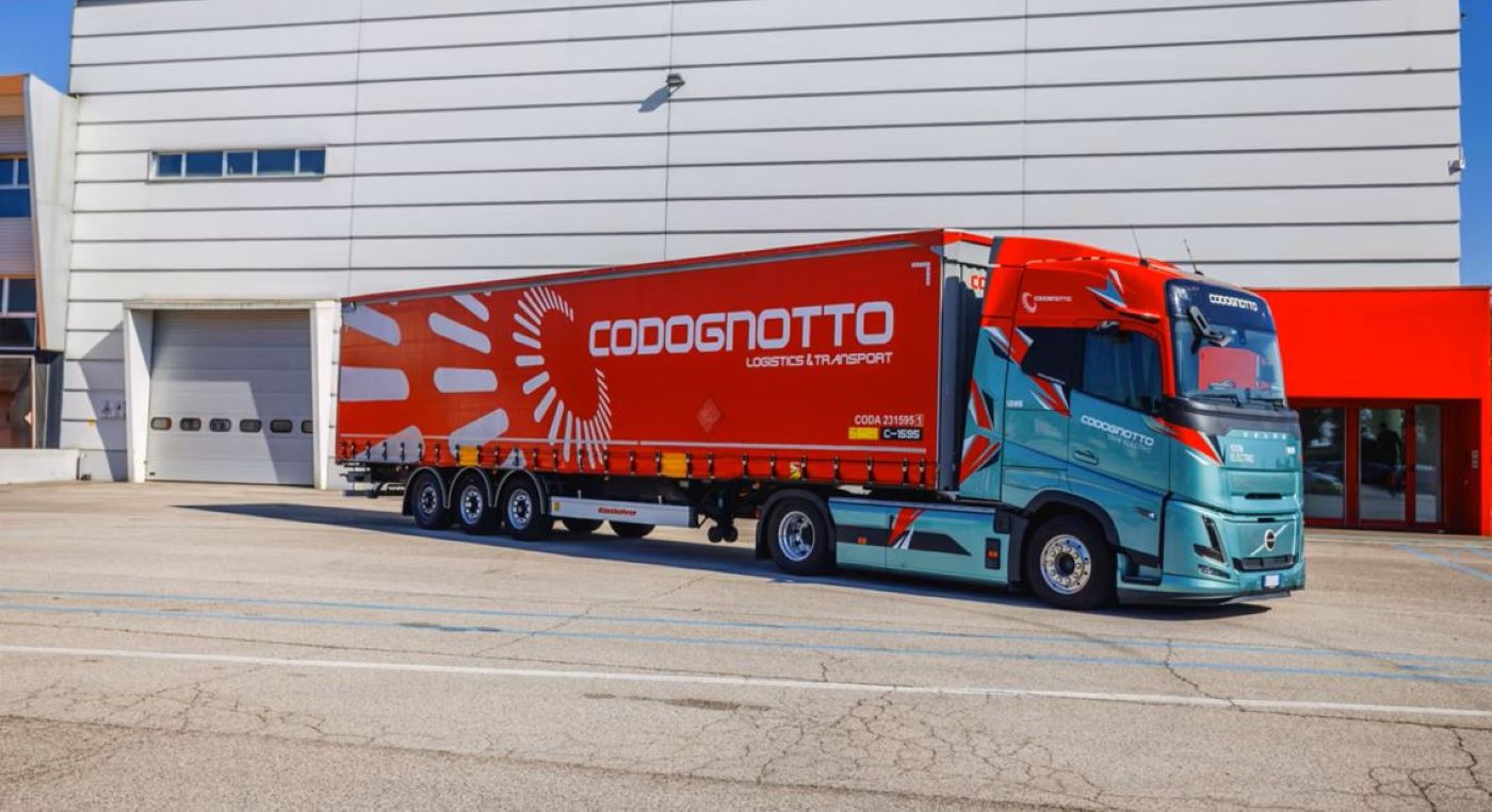 Volvo Trucks, IKEA y Codognotto se unen para el transporte con camiones eléctricos