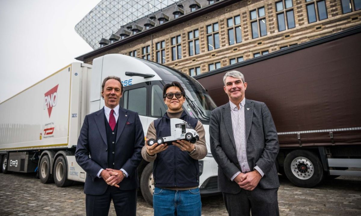 Windrose elige el Puerto de Amberes-Brujas para el montaje de sus camiones eléctricos en Europa
