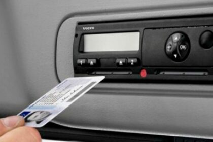 Hasta 30.000 € de multa por no disponer del tacógrafo inteligente G2V2