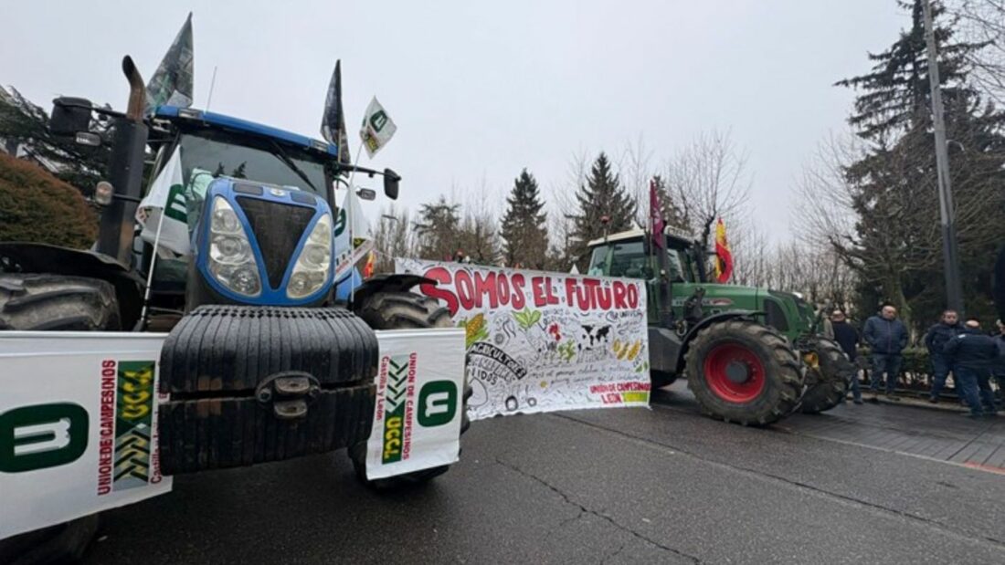 500 tractores colapsarán mañana las carreteras de Madrid en protesta por Mercosur y la PAC