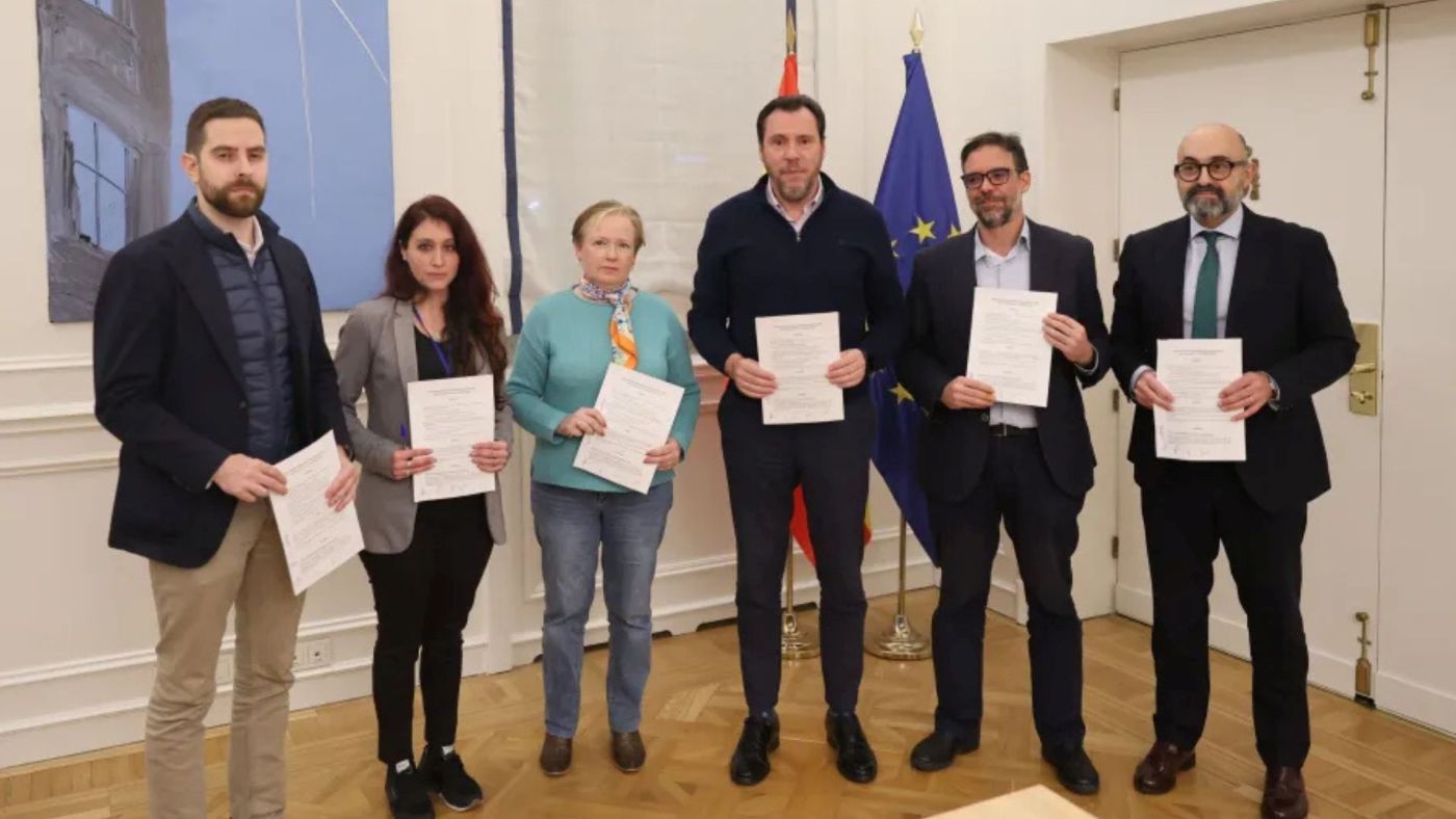 Acuerdo de Transportes y sindicatos ferroviarios para incrementar la inversión en mantenimiento y empleo