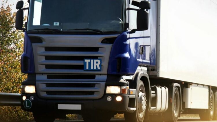 Brasil abre nuevas rutas comerciales con transporte TIR