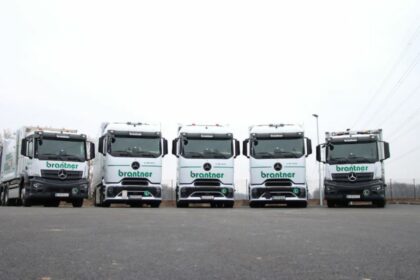 Brantner incorpora 13 camiones eléctricos eActros a su flota en Austria