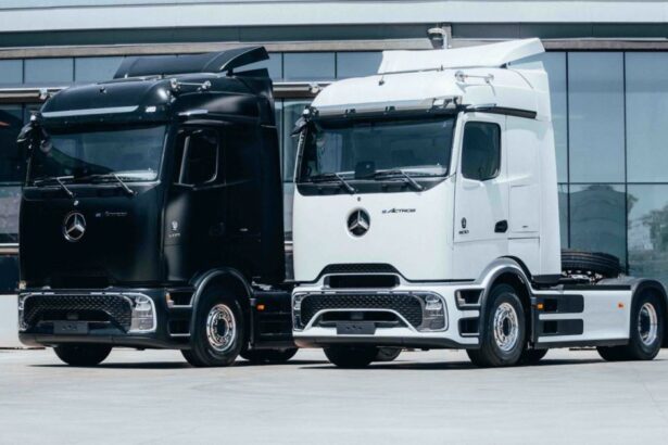 Primera entrega en Chile de los camiones eléctricos Mercedes-Benz eActros 600