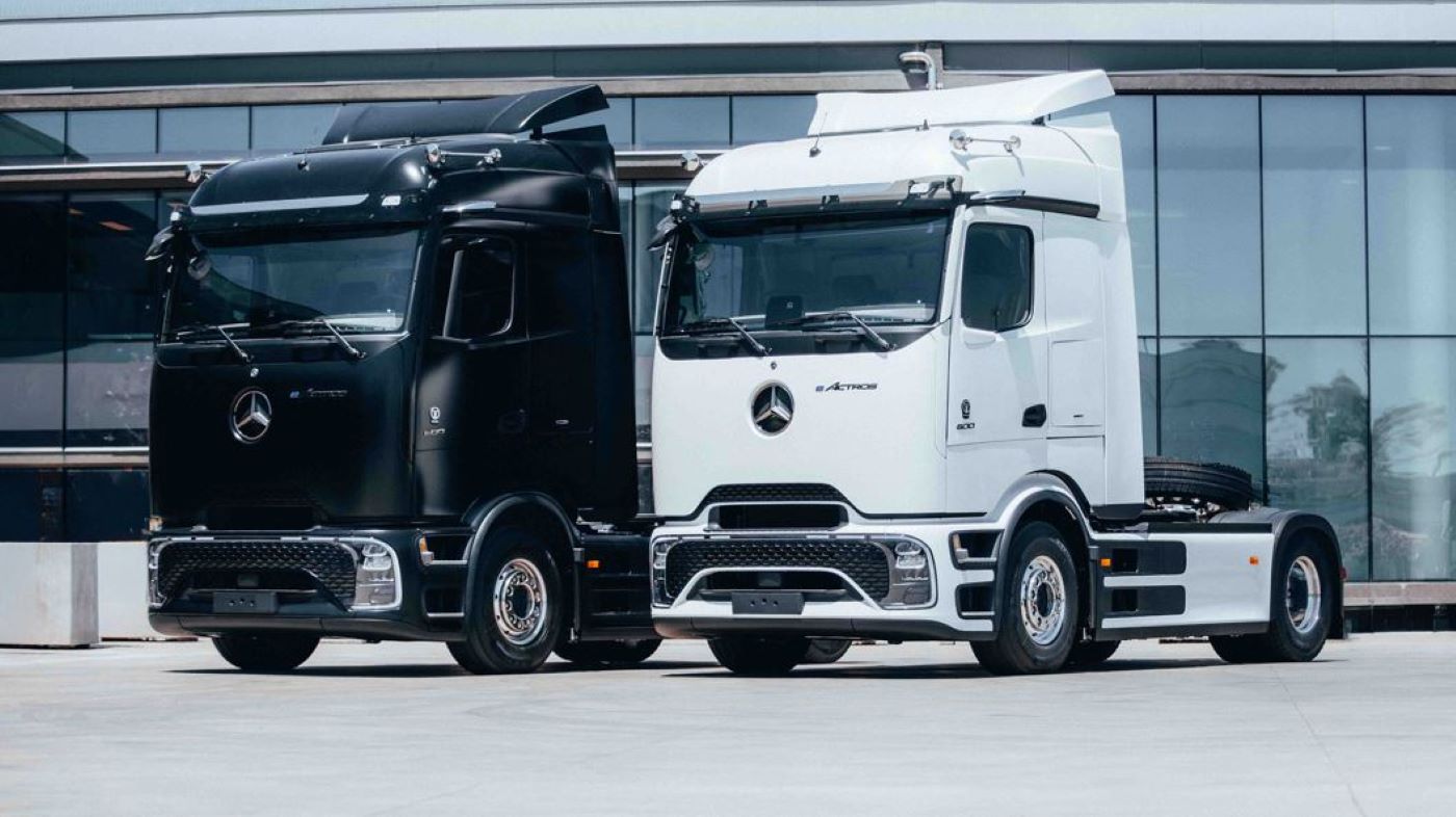 Primera entrega en Chile de los camiones eléctricos Mercedes-Benz eActros 600. Foto: Daimler Truck Primera entrega en Chile de los camiones eléctricos Mercedes-Benz eActros 600