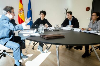 Carmelo González pide al Gobierno agilizar la regulación de conductores extranjeros