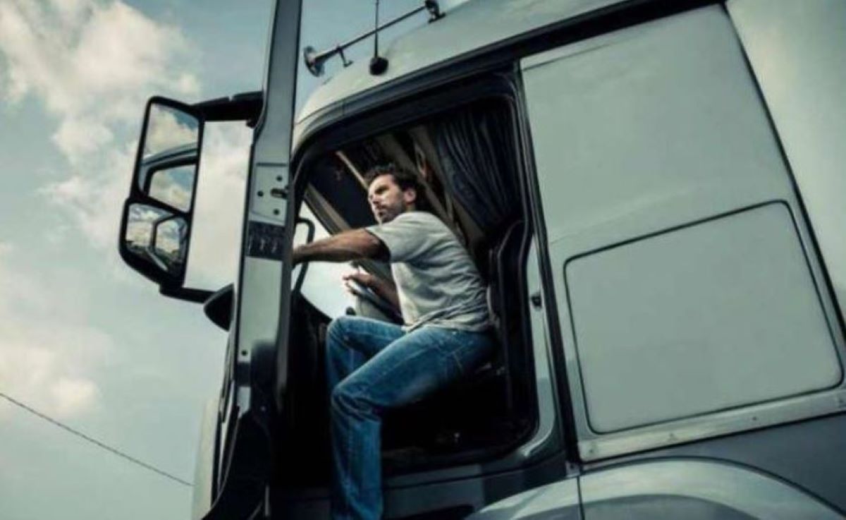 La transición ecológica y digital del transporte por carretera se tiene que centrar en las personas