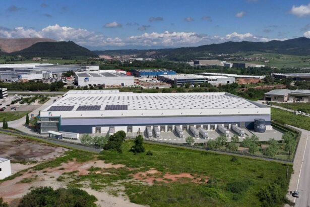 El mercado logístico frena el crecimiento y apuesta por la inversión inteligente en 2026