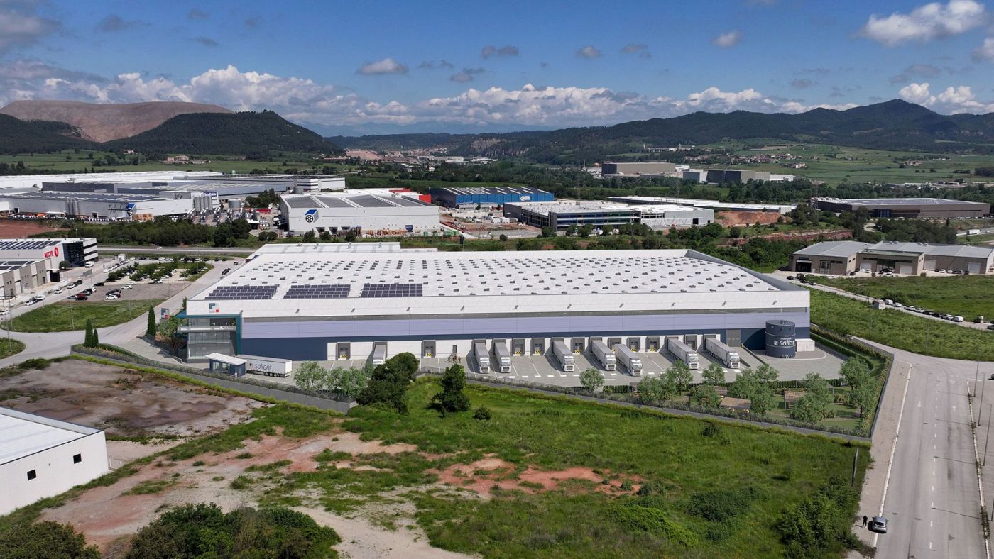 El mercado logístico frena el crecimiento y apuesta por la inversión inteligente en 2026