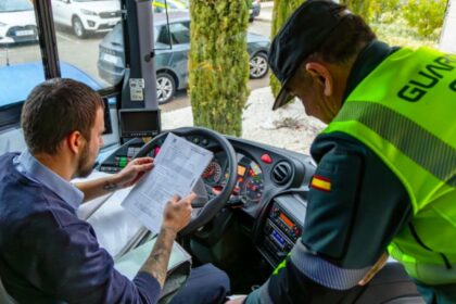 En marcha la nueva campaña de vigilancia y control de la DGT a camiones y autobuses
