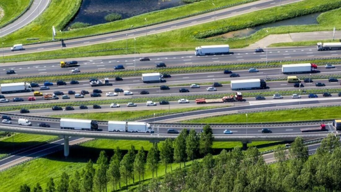 El sector del transporte exige 100.000 millones de euros para infraestructuras de la UE. Foto: IRU El sector del transporte exige 100.000 millones de euros para infraestructuras de la UE