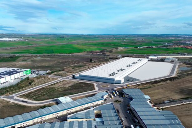 Logistik presenta en Numancia de la Sagra una nave logística gestionada por FM Logistic